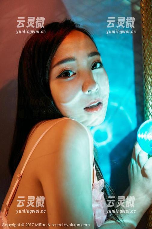 MiiTao蜜桃社 - 陌子Mandy的图集：姐姐，真是给你点外卖你都能拽出新花样！