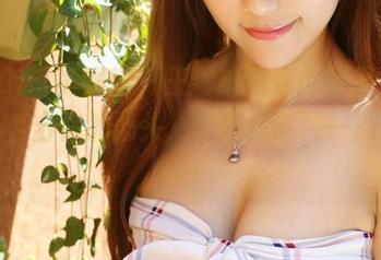 MyGirl美媛馆 – 王馨瑶宅家的无圣光美图，直击你的心头，让我想再买一棵圣诞树！