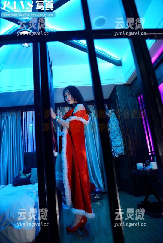 PANS - 李沫来了，空姐的新作品更新，真有种想搭乘的冲动！