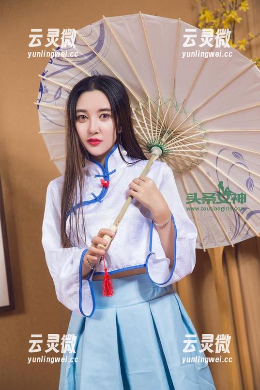 TouTiao头条女神-阿依努尔瓦娅 TouTiao头条女神 - 阿依努尔瓦娅双马尾,图库最新出道秀,姐妹们准备好了吗?