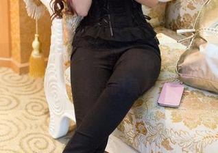 TuiGirl推女郎 – 易阳带你玩转黑丝，原图、资源的反转戏码真是让人期待。