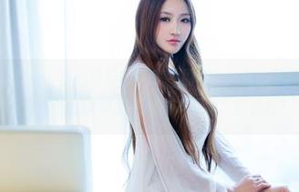 TuiGirl推女郎 – 李七喜给你带来“福利”！真心不只是好吃，还好看呐，快来围观她的“厨娘”作品吧！
