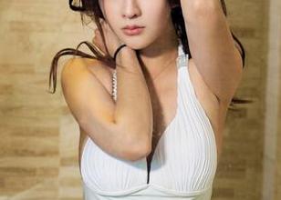 TuiGirl推女郎 – 李丽莎的全套瑜伽写真，这摆姿势我满脑子问号，真的是可以优雅地跌倒吗？