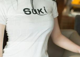 UGirls尤果网 – 突然觉得，夏雨桐的厨娘造型和原图之间暗藏谜团！