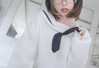 你以为Bimilstory-NO.02只是图包？错了！这是Uhye(이유혜)送出的福利大礼包，让你乐翻天！