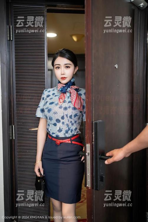 XINGYAN星颜社 - 王婉悠Queen新图包：灰丝与现实的微妙纠缠，究竟在说些什么？
