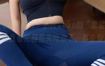 Xiuren秀人网 – 小樱koko的“套装”，原图我看完都想买同款了，真会穿。