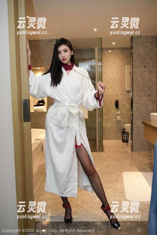Xiuren秀人网-拍黄瓜girl Xiuren秀人网 - 抗拒不了的清纯美图,拍黄瓜girl直逼心底的柔软感受!