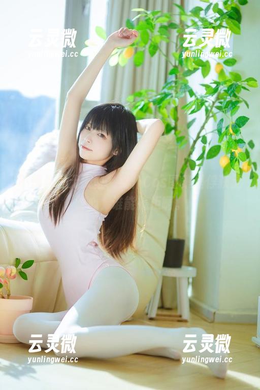 三无人型 不愧是三无人型,女仆Cos图集里俘获无数心,谁能抗拒啊。