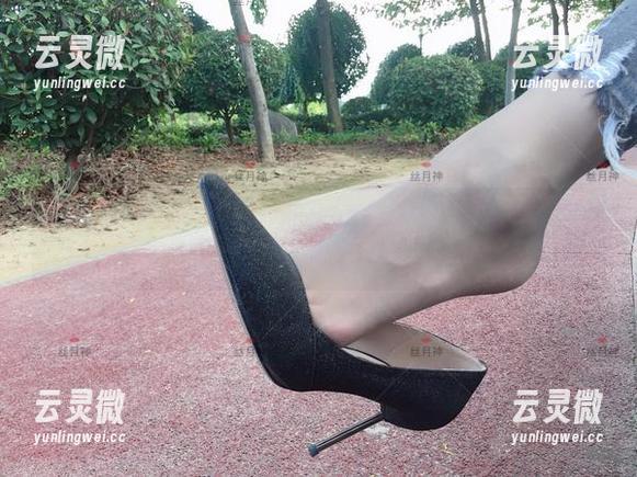 丝月神 微密圈 - 让人想雾霭朦胧的睡衣合集-丝月神写真,正当时的“宅”日记