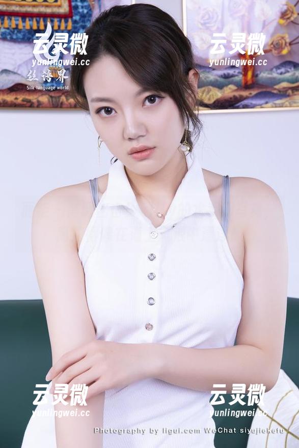 丽柜-xilly 丽柜 - 高调出击!xilly的水手服写真,高清得像在海上风浪中漂浮!
