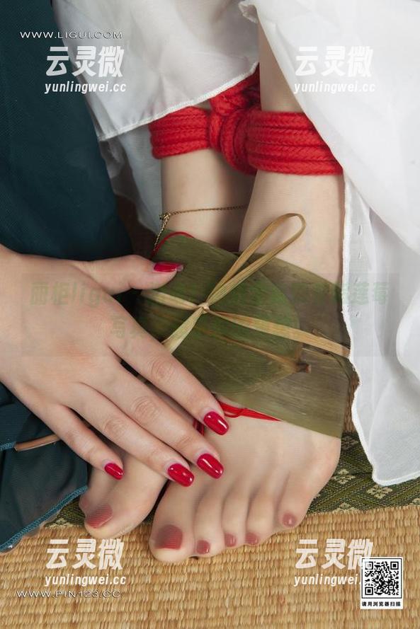 丽柜ligui-钟情 丽柜ligui - 激动!钟情全集的香脂莲莓写真,超乎你的预想。