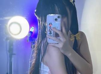 OL系列beautéfrom九言，现在就下载，美图让你的桌面惊艳一下