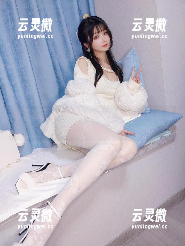 凉凉子rioko 看了凉凉子rioko的瑜伽私拍,突然想起我也得锻炼锻炼啦