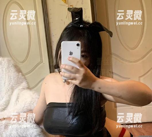 可爱的肉巴 微密圈 - 可爱的肉巴的选择,蕾丝身影在无圣光中摇曳,作品意味深长