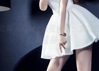 头条女神 – Coco泳衣合集：水边的每一刻都值得一看