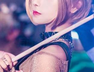 奶狮不咬人的丝袜世界——原图秀，下载后请勿往外传！