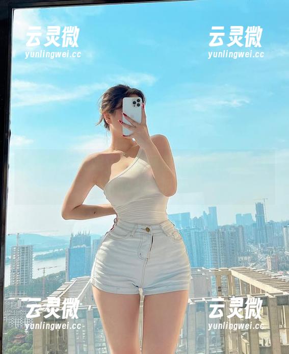 安妮yoo 微密圈 - 安妮yoo的网盘大神级写真,就我这醉人的视角!