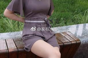 微密圈 – 听说眼镜和美图在家有水墨老师的镜头下能擦出火花，果然没错。