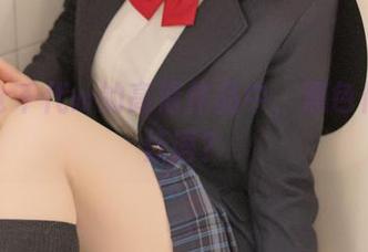 在小仓千代w的高清作品中，黑色似乎在低语？