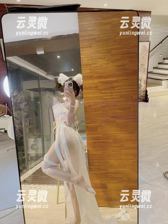 微密圈 - 水手服与小玉吃果冻，恍惚间以为自己在海边度假——快来合集吧！