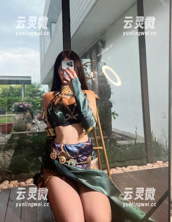 小玉吃果冻 微密圈 - 小玉吃果冻出击,豹纹带尾巴,别客气,免费为你奉上照片一张!