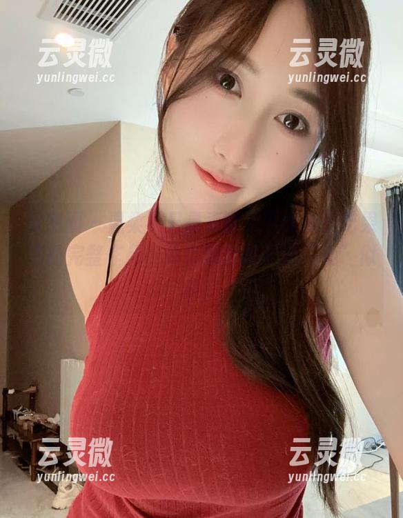小玉吃果冻 微密圈 - 温柔不只是表面,下载小玉吃果冻的完整作品,体会那份别样的“柔”似乎。
