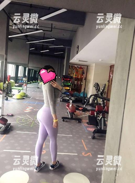 微密圈 - 体操服写真，这个小芯酱的合集彻底俘获了我！