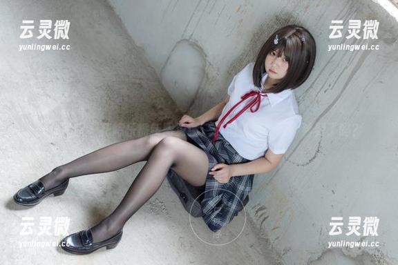少女秩序 - 花嫁乐栀新图更新：你们被这个眼神看到了吗？
