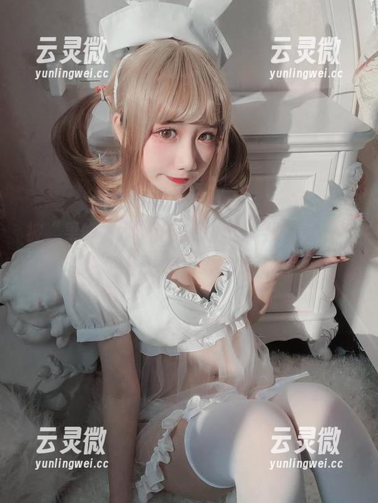 被“果咩酱w”治愈的护士，我们的福利图片饱含爱心哦