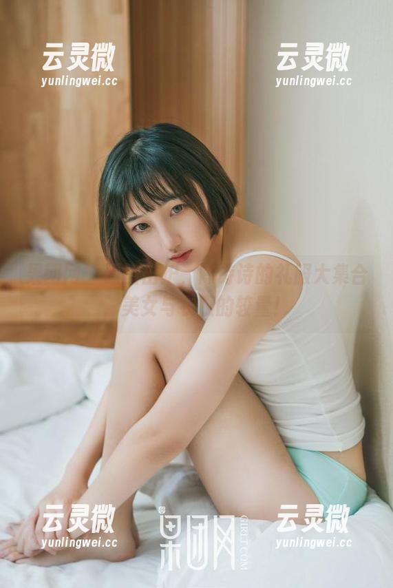果团网 - 原图出炉，陈诗诗的礼服大集合，美女与衣服的较量！