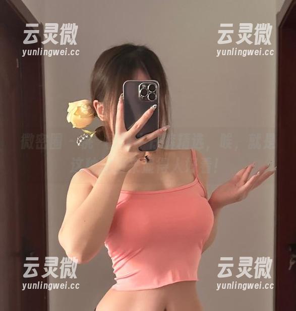 微密圈 - 桃沢樱呀牛仔裤精选，唉，就是这种拍出来显得人好看！