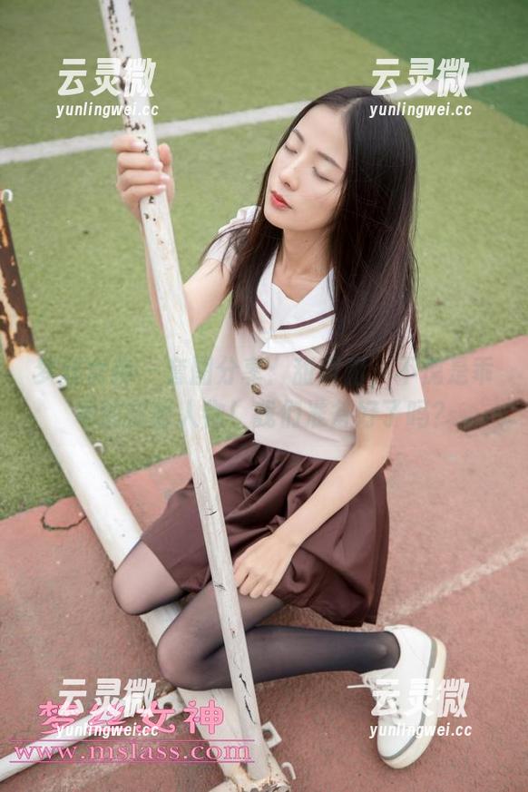 梦丝女神 - 套图分享：甜甜甜，不愧是乖乖的封面人物！我们准备好了吗？