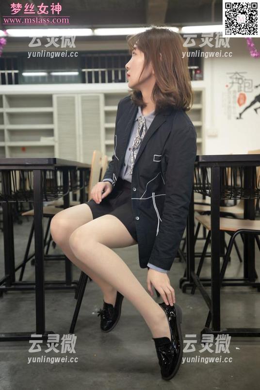 梦丝女神-魏婷婷 梦丝女神 - 在线单曲循环中!不知为何总想看魏婷婷的海边合集