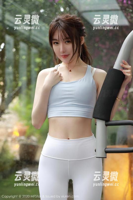 模范学院-李可可 模范学院 - 李可可姐姐的美图,别光顾着欣赏,快来下载吧!