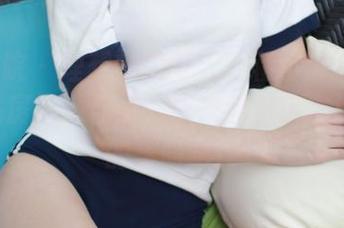 模范学院 – 理想中的夏天：蒋小静Jessica的私房泳池作品，快来看看这水波荡漾的美丽吧！