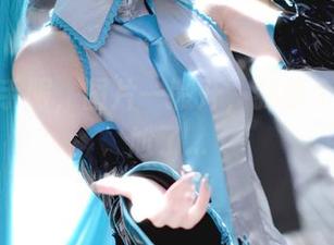 橙喵水手服，图片一撒开，我整个人都尴尬了…