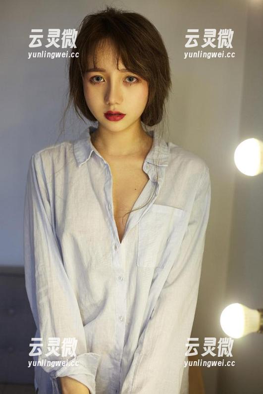 在图库里逛逛：洛丽塔大哥与他的小厨娘
