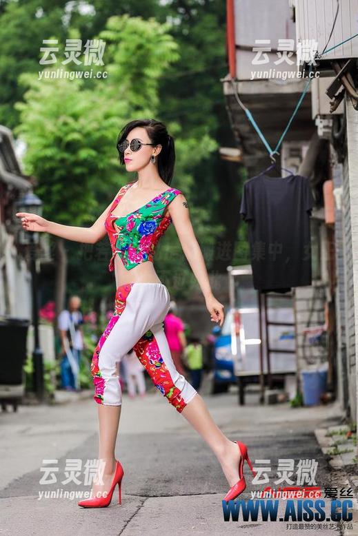 爱丝 - 把若兮的私房都搬进图集中，女王也不过如此