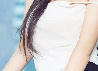 爱尤物 – 李丽莎的呆萌，打发不走的美图与神魂梦游