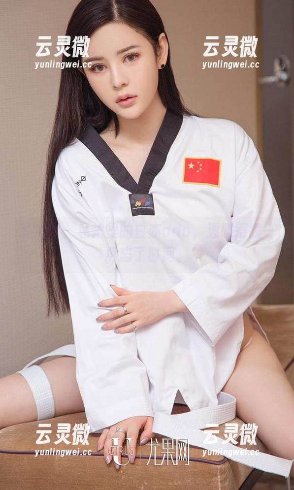 爱尤物 - 私拍里的白亦ada，透明得我一度忘了时间。