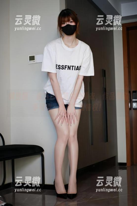 微密圈 - 躲进白龙猫女的睡衣，作品集随手可得，还有下载特权！