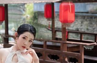 秀人网 – 南乔的新玩意儿，灰丝写真集有没有撩到你？