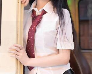 秀人网 – 李佳芮Cherie带来最新作品——我还在追问，天使的衣橱里藏了啥？