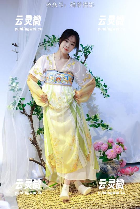 绮梦摄影-稻芽儿 绮梦摄影 - 稻芽儿的内衣套图:让每个角落都春暖花开