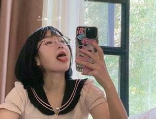 微密圈 – 不仅是水手裙，胜利的小生活图包多得让人挑花眼