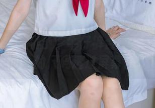 袜啵啵 – 看稚予穿牛仔裤合集：舒服到让人想问她的尺码透过屏幕值不值得
