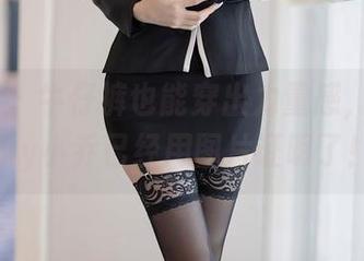 语画界 – 牛仔裤也能穿出力量感，Dreamy小乔已经用图片证明了！
