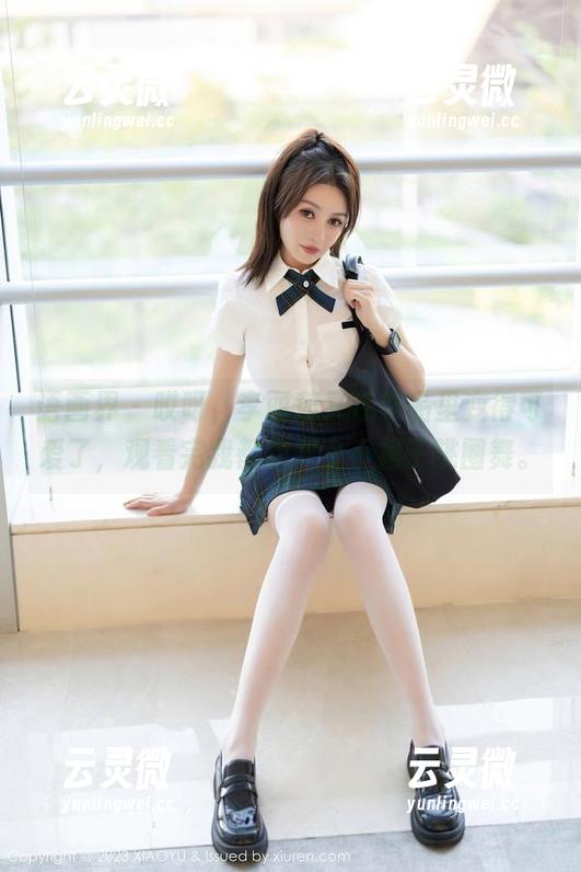 语画界-李丽莎 语画界 - 哎呀,李丽莎又在作品里变得可爱了,观看完我都想穿上小裙子跳圈舞。