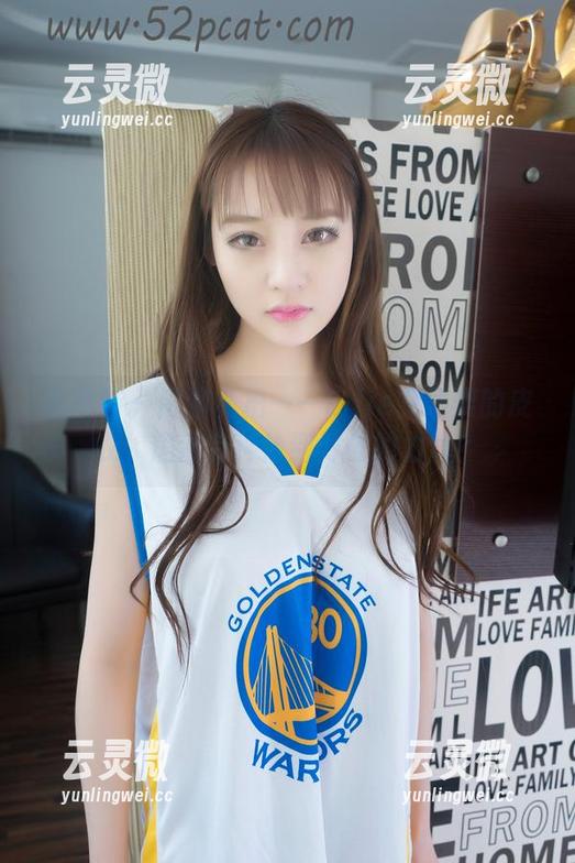 轰趴猫 - 闲聊私拍——Ellie艾栗栗的皮衣，居然有种恰到好处的力量？
